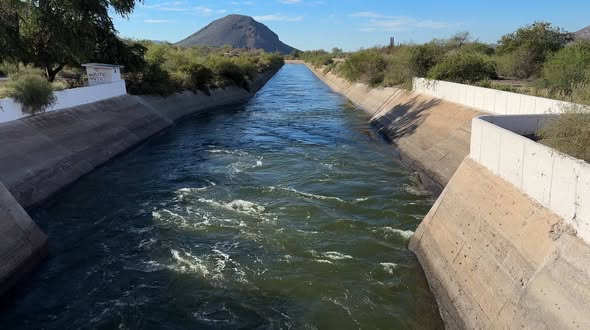 Se exhorta a no usar canales de riego, presas, lagos y ríos, como albercas, para evitar riesgos a la seguridad y la vida