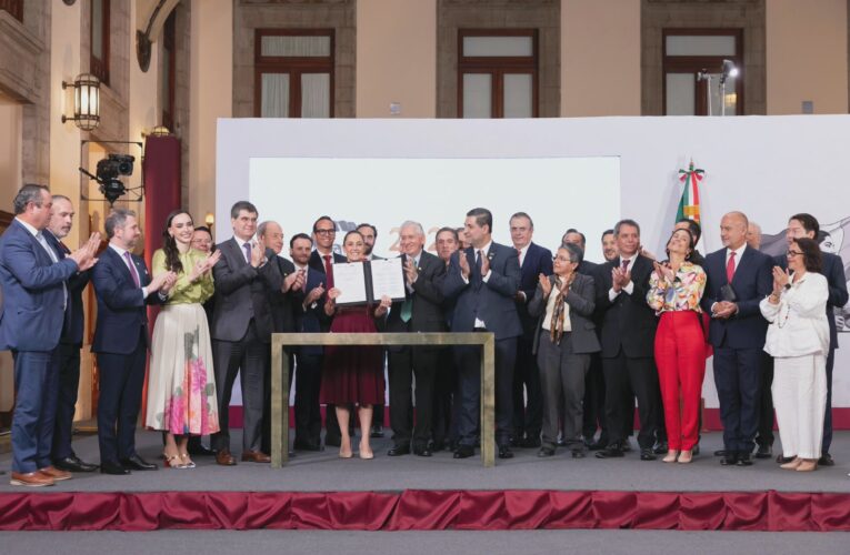 CLAUDIA SHEINBAUM FIRMA ACUERDO HISTÓRICO PARA EL FOMENTO DE LA INDUSTRIA SIDERÚRGICA MEXICANA