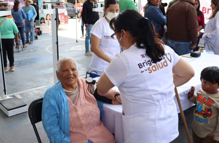 Refuerzan atención médica con 747 acciones, durante Jornada de la Salud en San Agustín Tlaxiaca