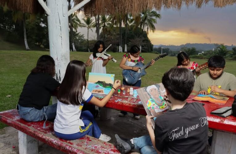 Estudiante de Huejutla representará a Hidalgo en concurso nacional de fotografía