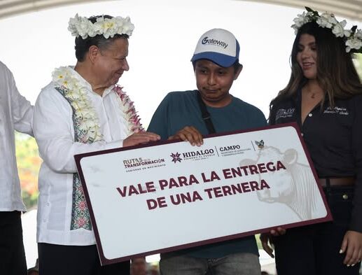 Julio Menchaca reafirma compromiso con el campo hidalguense en Atlapexco