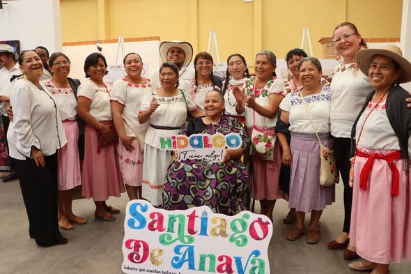 Embajadora de Sudáfrica recorre Centro Gastronómico de Santiago de Anaya
