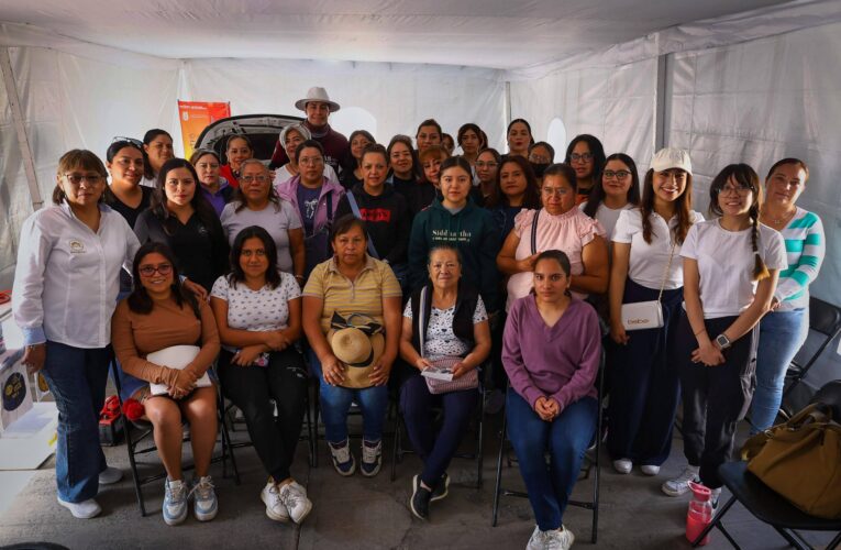  Más de 200 mujeres participan en talleres de mecánica básica en Pachuca      