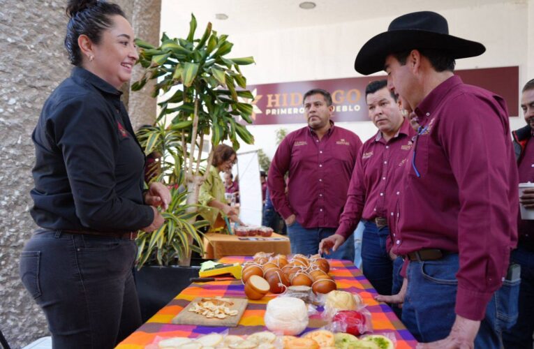 Respalda gobierno de Julio Menchaca a productores lecheros en el Día Mundial de la Leche