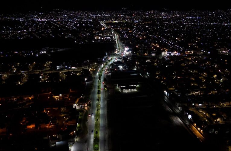 Más seguridad y mejor visibilidad: Jorge Reyes entrega obra de alumbrado en el Blvd. Ramón G. Bonfil