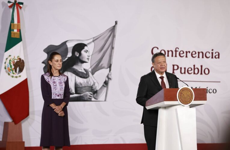 Julio Menchaca presenta el Podecobi Zapotlán y la reactivación de la Cooperativa La Cruz Azul