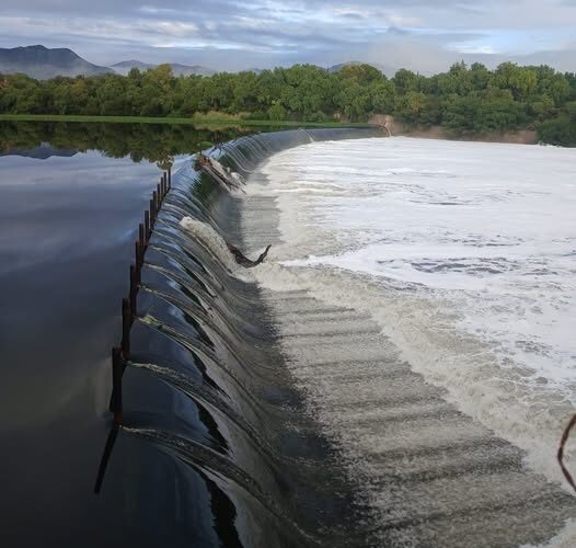 Conagua realiza desfogue controlado de la presa Endhó
